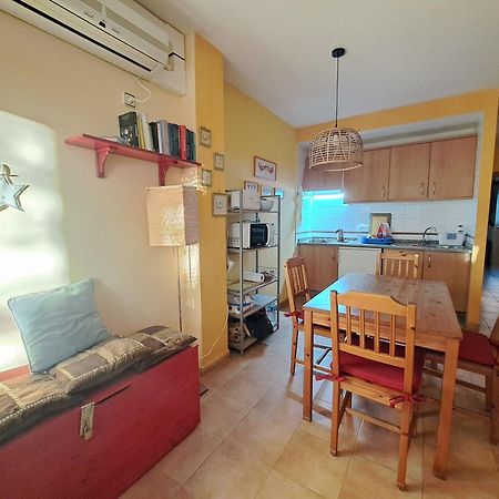 Casa Amarilla Apartment Es Pujols Luaran gambar